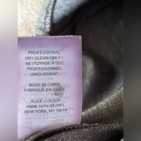 ALICE + OLIVIA “Dahlia” metallic, square neckline, peplum dress in size 6 - Picture 11 of 15